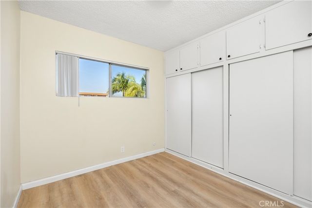 4055 W 129th St, Hawthorne, CA 90250