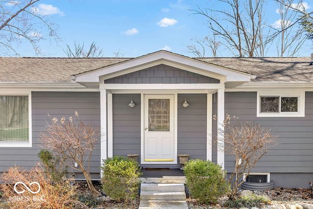 7600 N Blue Heron Drive, Unionville, IN 47468