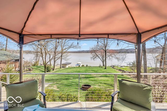 7600 N Blue Heron Drive, Unionville, IN 47468