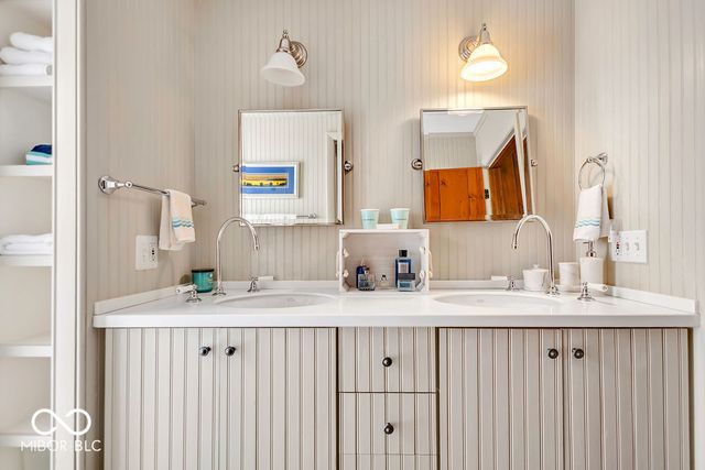 7600 N Blue Heron Drive, Unionville, IN 47468