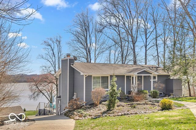 7600 N Blue Heron Drive, Unionville, IN 47468