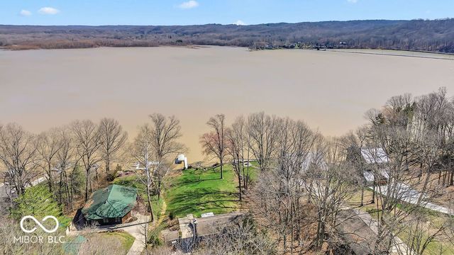 7600 N Blue Heron Drive, Unionville, IN 47468