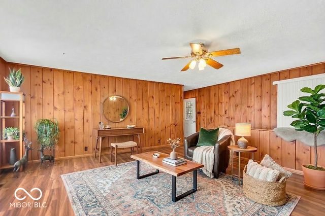 7600 N Blue Heron Drive, Unionville, IN 47468