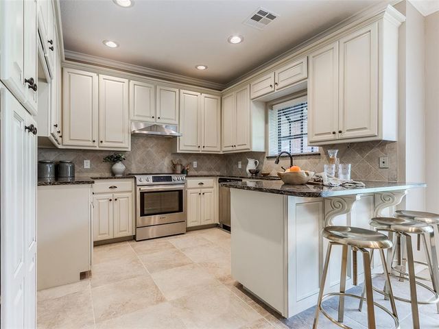 2812 Shady Tree Lane, Edmond, OK 73013
