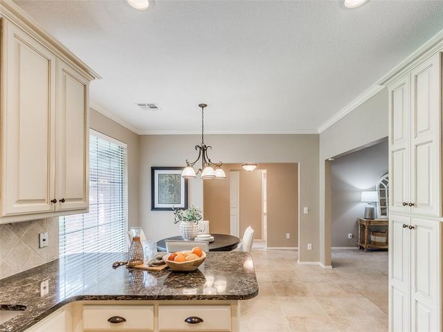 2812 Shady Tree Lane, Edmond, OK 73013