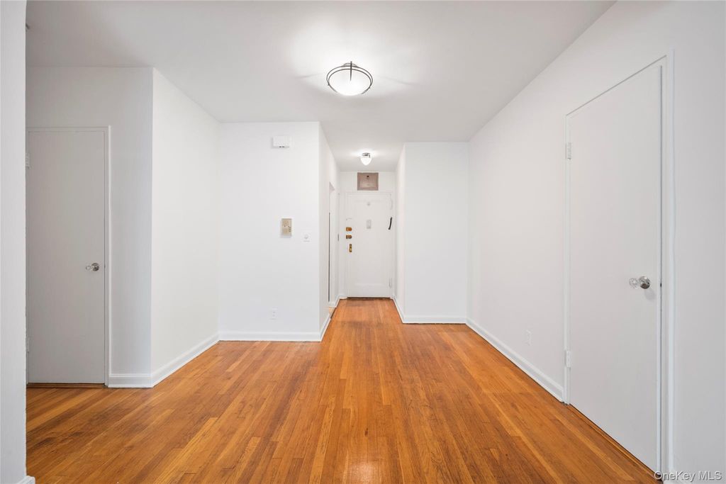 75 LEE Avenue 1E, Yonkers, NY 10705 — photo 3