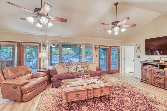 1809 Aztec TRL, Kingsland, TX 78639