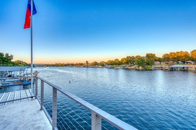 1809 Aztec TRL, Kingsland, TX 78639