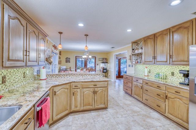 1809 Aztec TRL, Kingsland, TX 78639