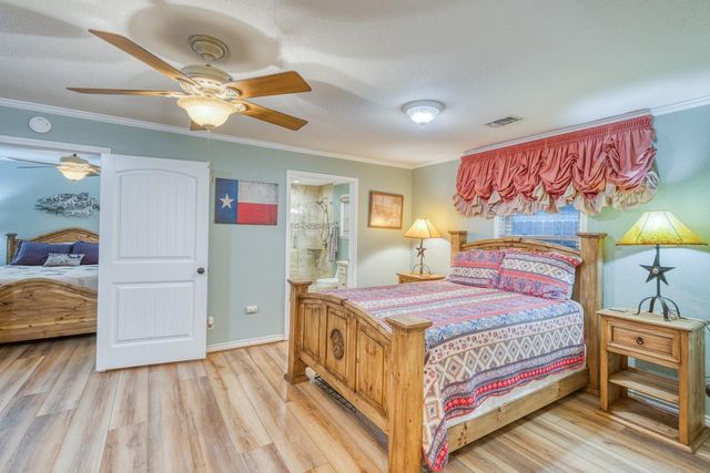 1809 Aztec TRL, Kingsland, TX 78639