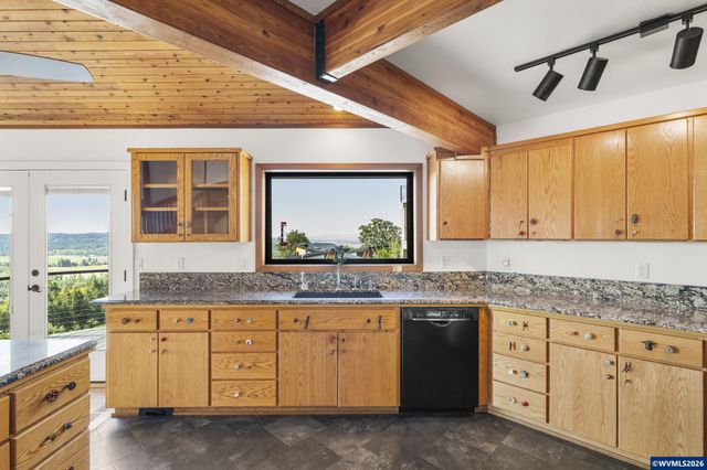 3460 Eola Dr NW, Salem, OR 97304