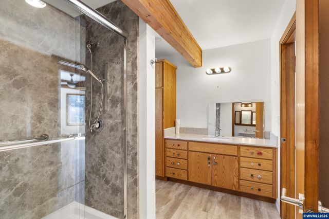 3460 Eola Dr NW, Salem, OR 97304