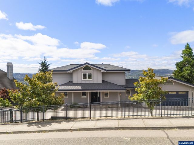 3460 Eola Dr NW, Salem, OR 97304