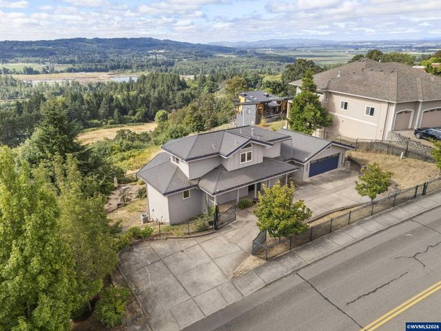 3460 Eola Dr NW, Salem, OR 97304