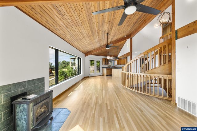 3460 Eola Dr NW, Salem, OR 97304