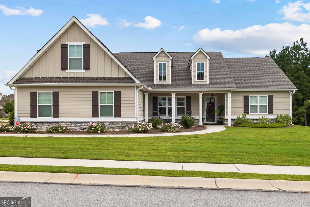 557 Lago Court, Lagrange, GA 30241