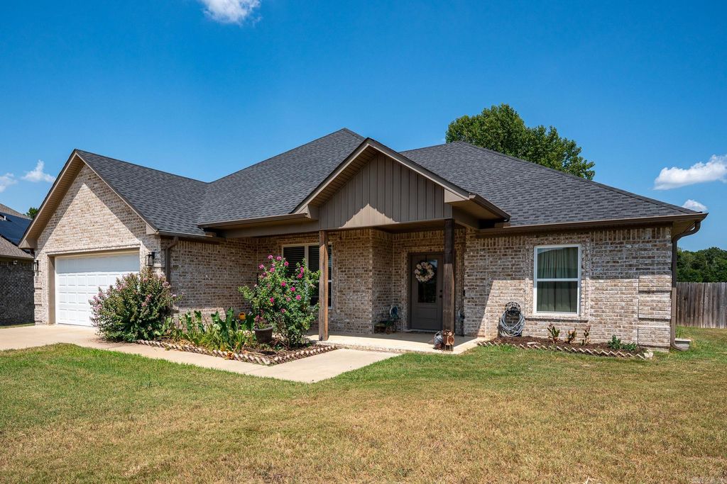 5601 Rope Trail, Jacksonville, AR 72076