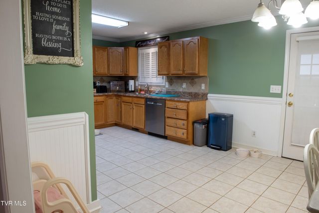 278 Stone Edge Circle, Kingsport, TN 37660