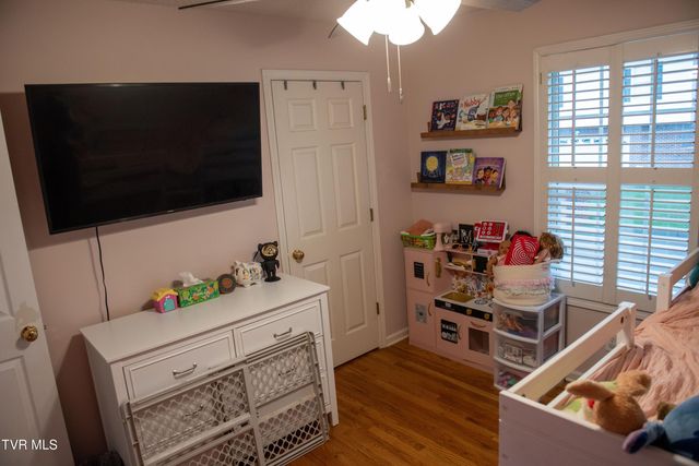 278 Stone Edge Circle, Kingsport, TN 37660