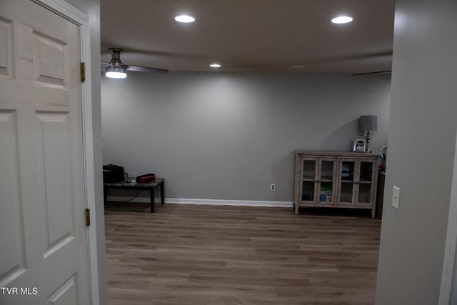 278 Stone Edge Circle, Kingsport, TN 37660