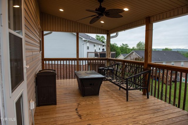 278 Stone Edge Circle, Kingsport, TN 37660