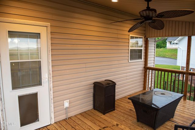 278 Stone Edge Circle, Kingsport, TN 37660