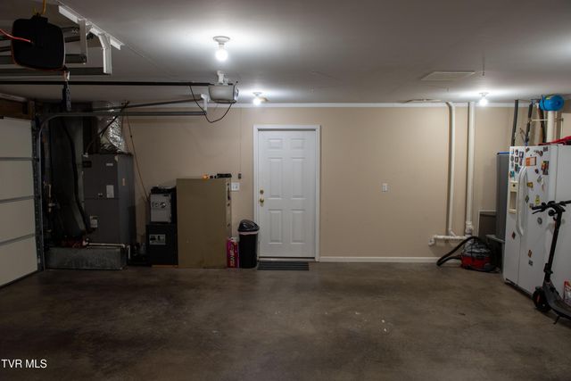 278 Stone Edge Circle, Kingsport, TN 37660
