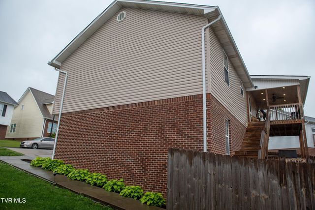 278 Stone Edge Circle, Kingsport, TN 37660