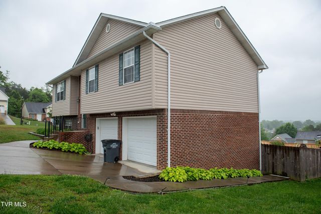 278 Stone Edge Circle, Kingsport, TN 37660