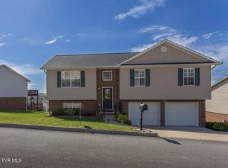 278 Stone Edge Circle, Kingsport, TN 37660