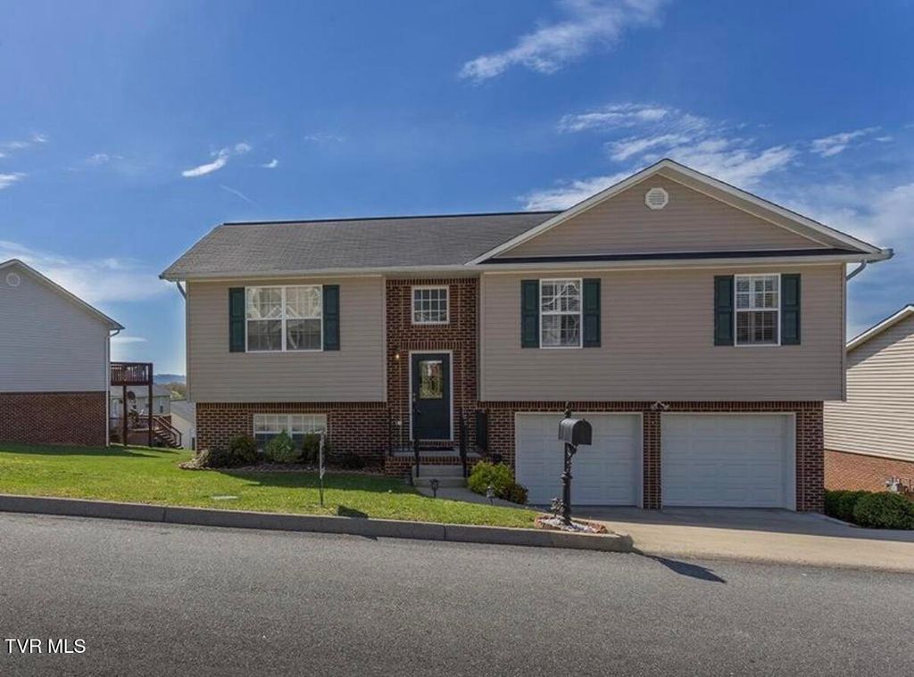 278 Stone Edge Circle, Kingsport, TN 37660