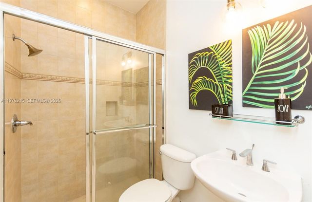 3967 Nighthawk Dr, Weston, FL 33331