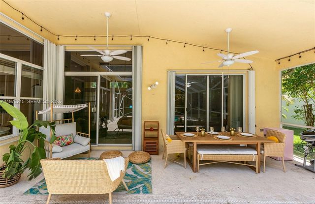 3967 Nighthawk Dr, Weston, FL 33331