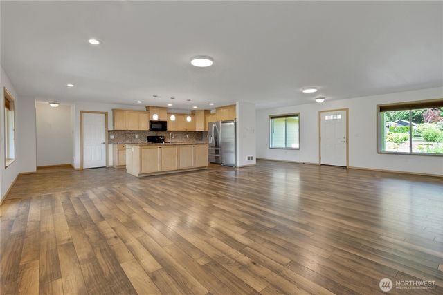 1450 SE Spruce Rd, Port Orchard, WA 98367