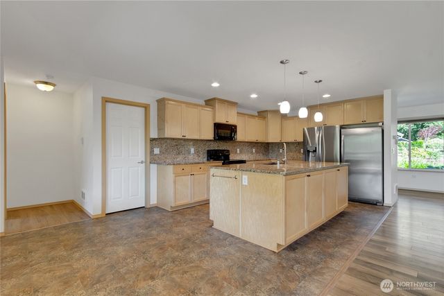 1450 SE Spruce Rd, Port Orchard, WA 98367