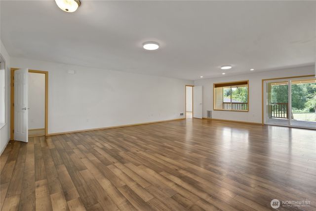 1450 SE Spruce Rd, Port Orchard, WA 98367