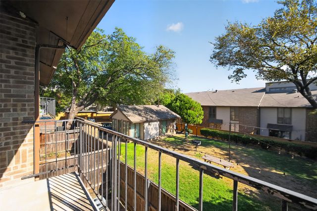 7522 Holly Hill Drive 8, Dallas, TX 75231