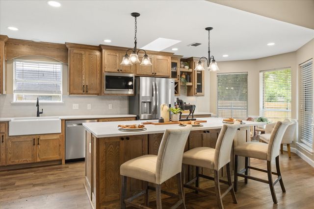 9126 Hanging Moss Drive, Granbury, TX 76049