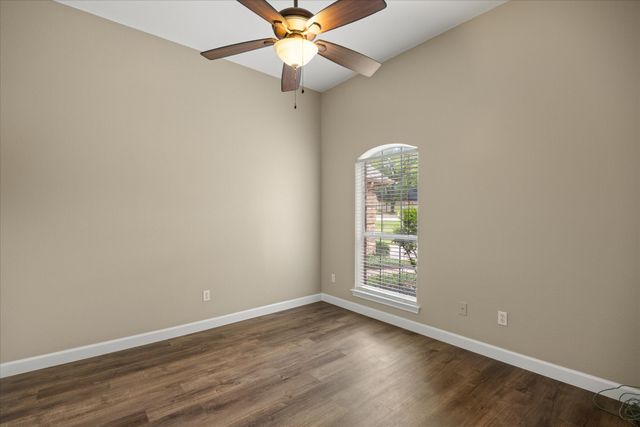 9126 Hanging Moss Drive, Granbury, TX 76049