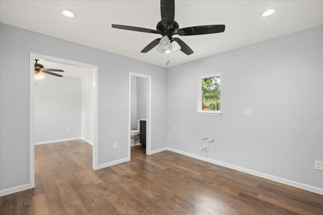9126 Hanging Moss Drive, Granbury, TX 76049