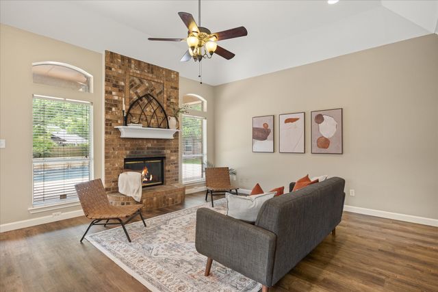 9126 Hanging Moss Drive, Granbury, TX 76049