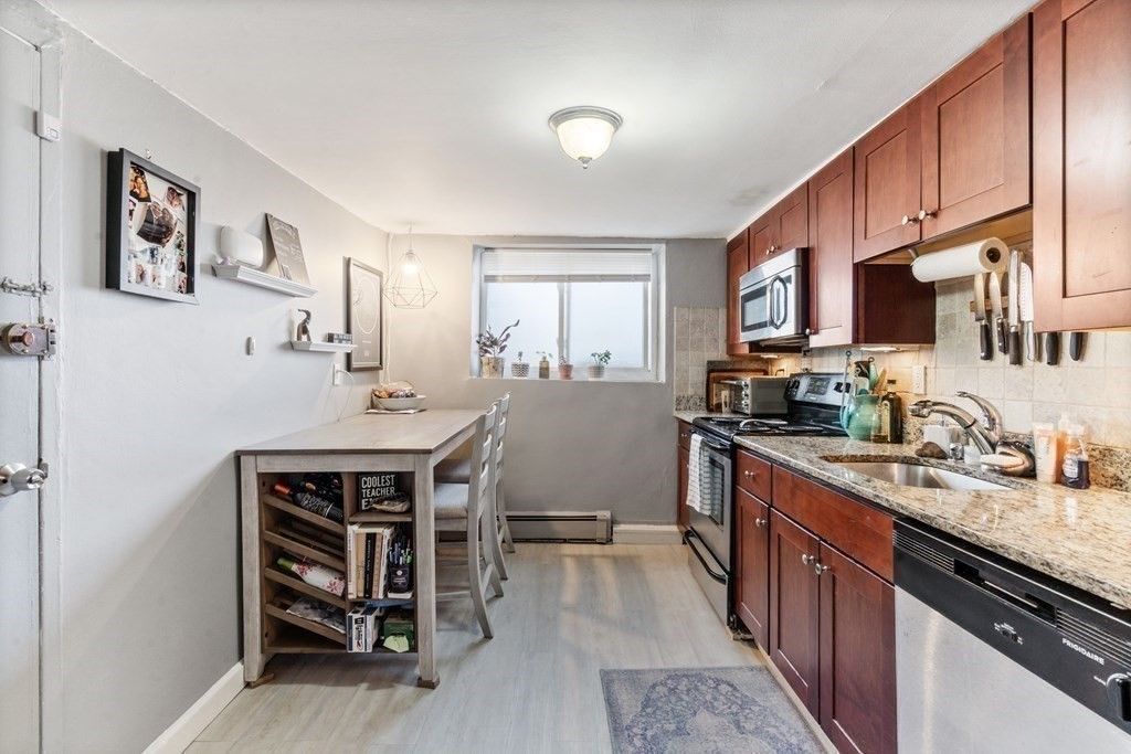 16 Bryon Rd 2, Boston, MA 02467