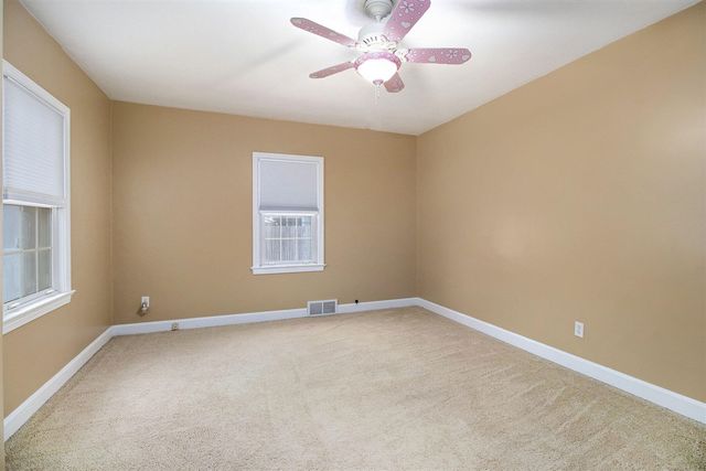 16 N Center Street, Bangor, MI 49013