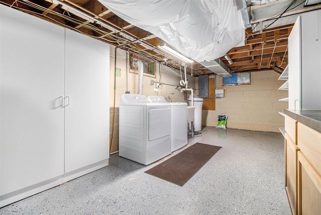 16 N Center Street, Bangor, MI 49013