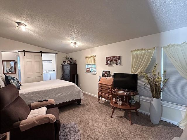 7 SW 400th Road, Warrensburg, MO 64093