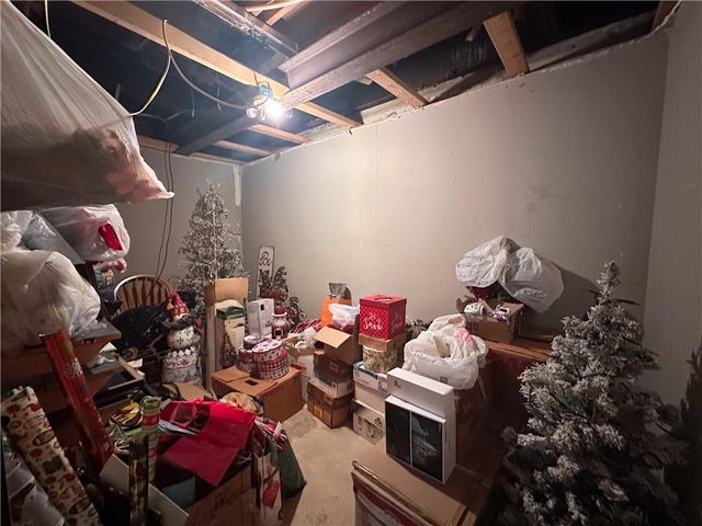 7 SW 400th Road, Warrensburg, MO 64093