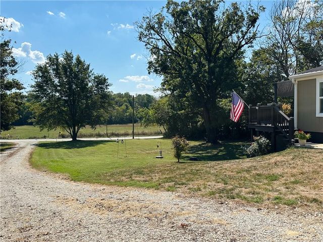 7 SW 400th Road, Warrensburg, MO 64093