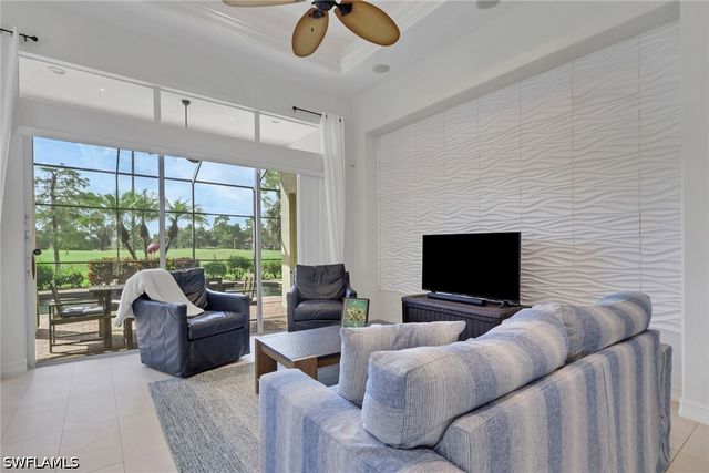 7832 Valencia CT, Naples, FL 34113