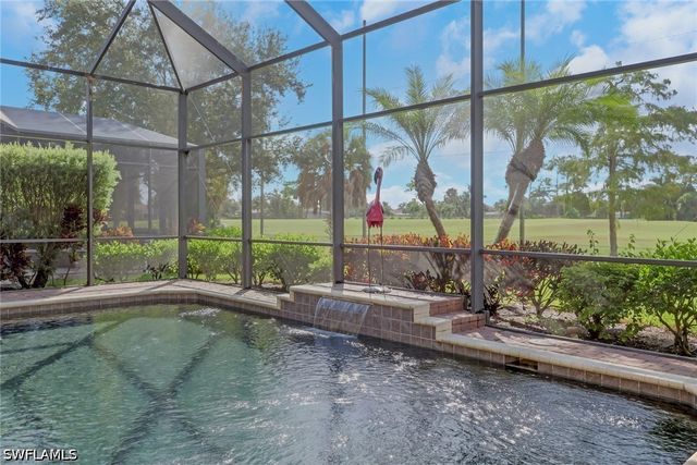 7832 Valencia CT, Naples, FL 34113