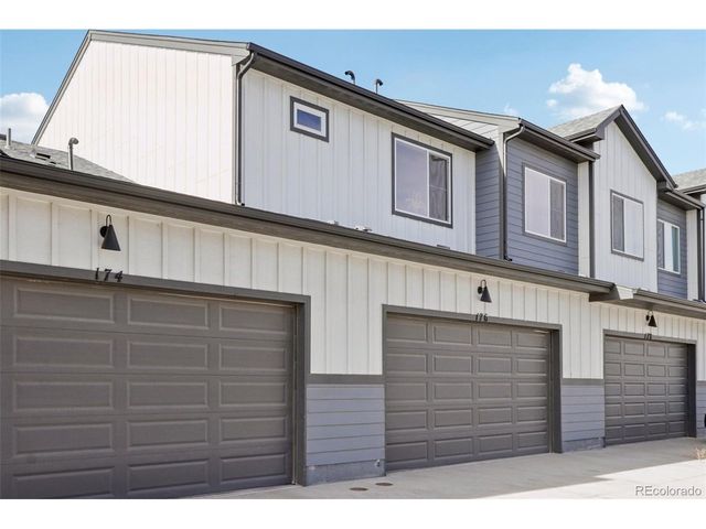 176 High Point Dr, Longmont, CO 80504